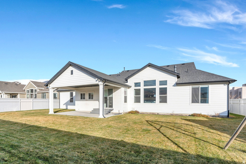 717 W LIGHTHOUSE DR Saratoga Springs, UT 84045