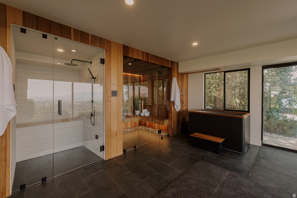 2244 S LAKELINE CIR Salt Lake City, UT 84109