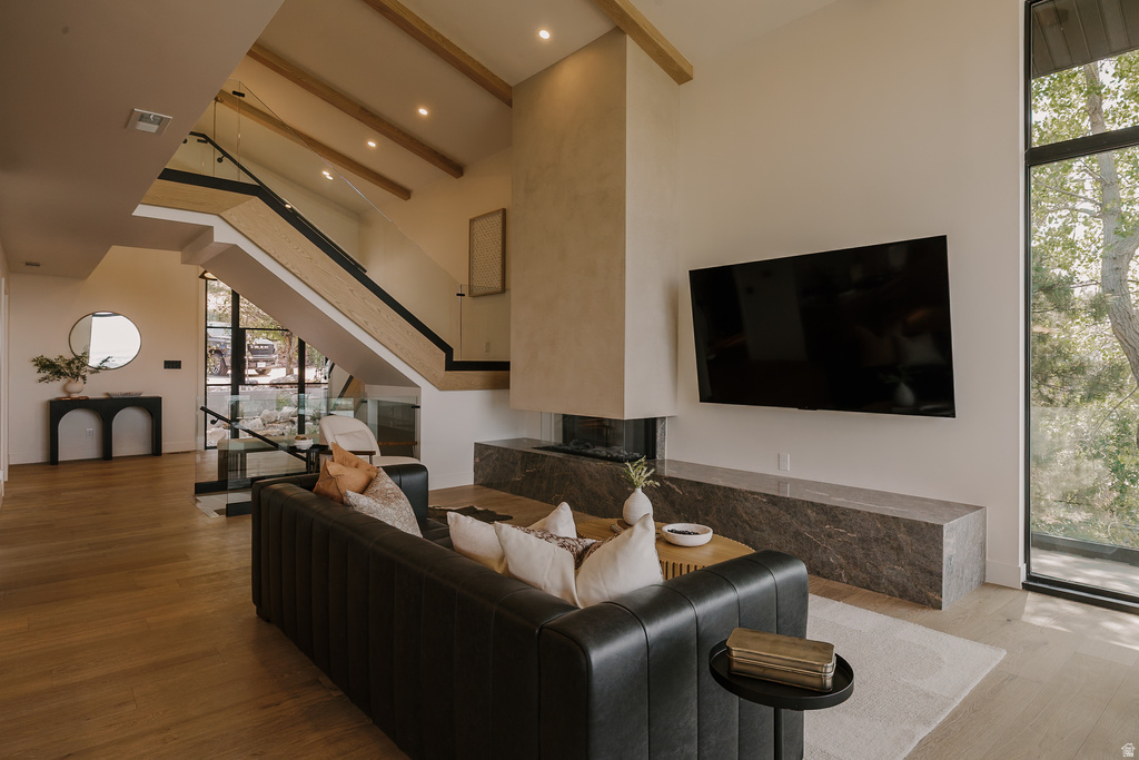 2244 S LAKELINE CIR Salt Lake City, UT 84109