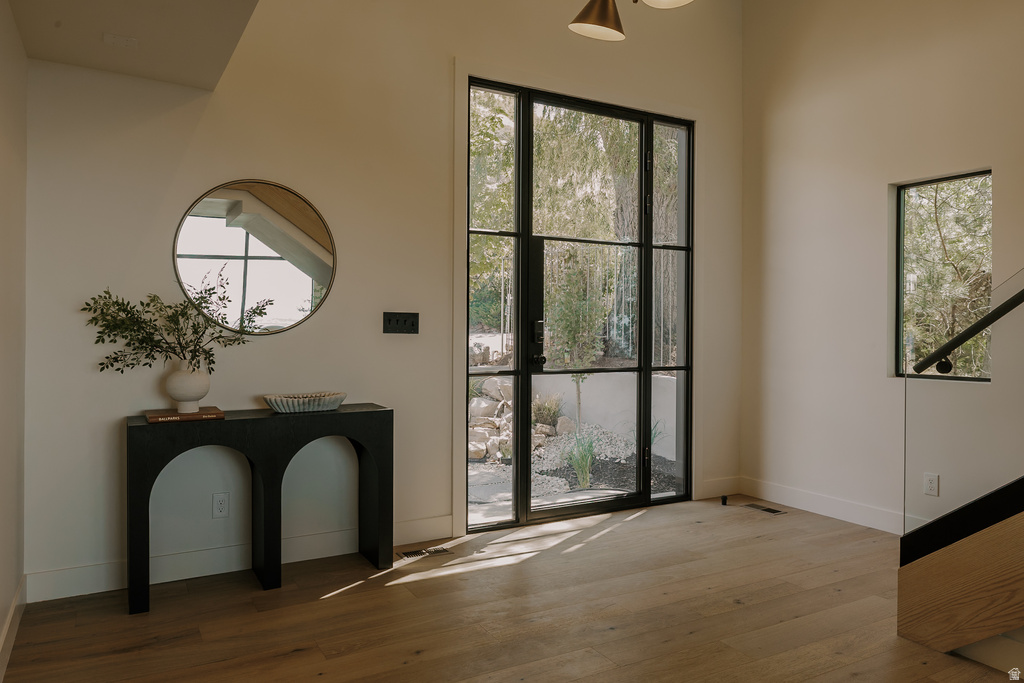 2244 S LAKELINE CIR Salt Lake City, UT 84109