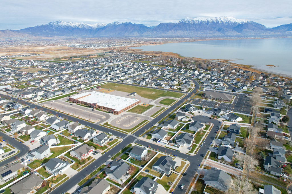 108 E PARADISE CT Saratoga Springs, UT 84045