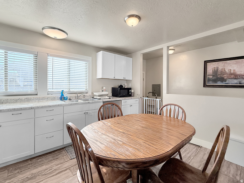 493 W 5100 S Washington Terrace, UT 84405