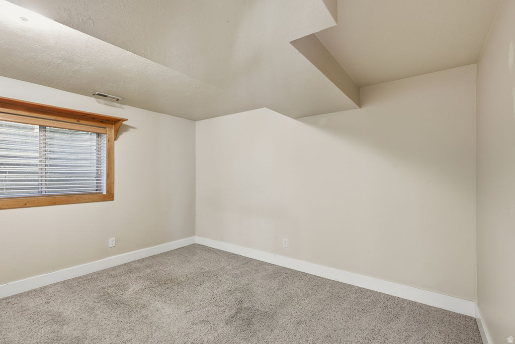 225 E 1350 N Lehi, UT 84043