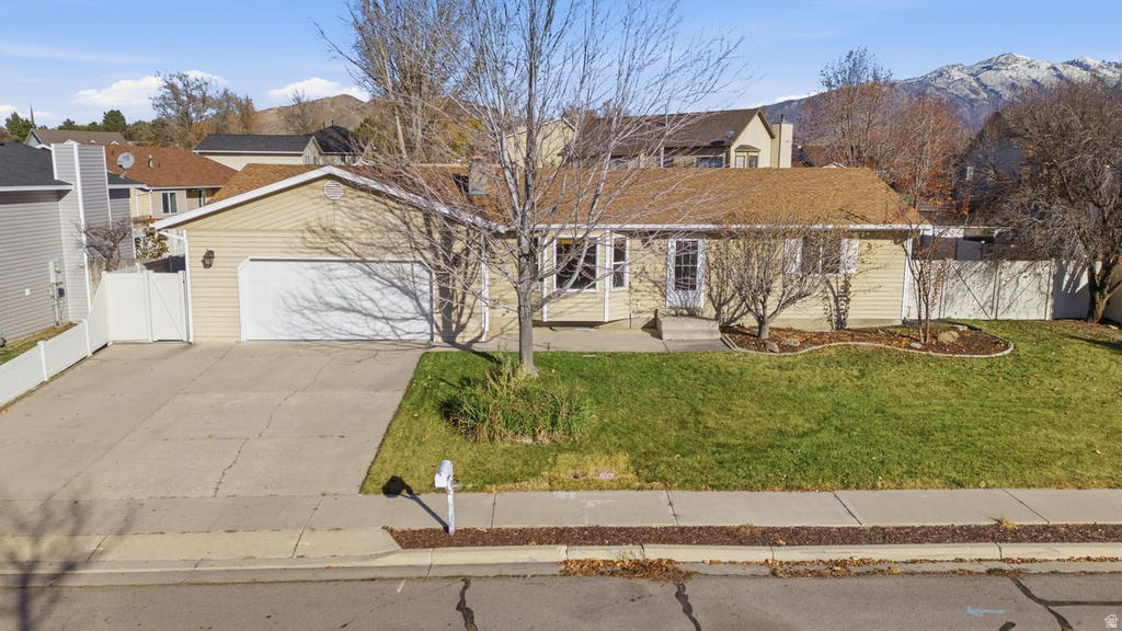 225 E 1350 N Lehi, UT 84043