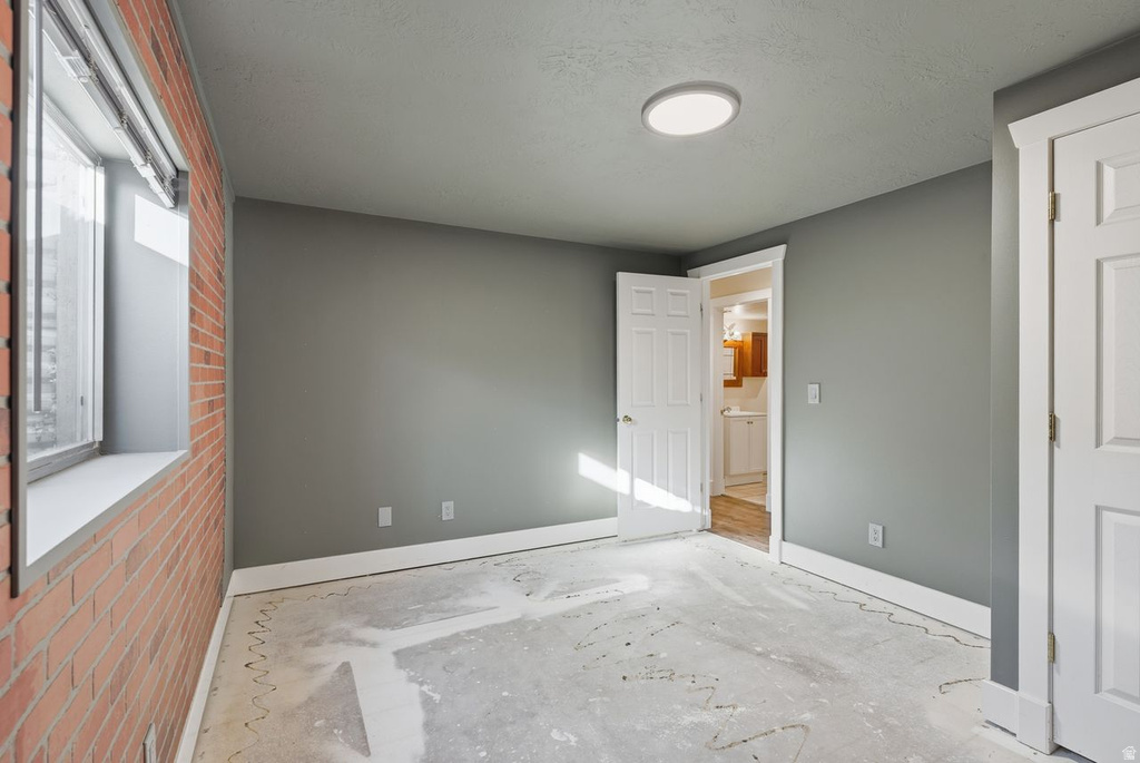 225 E 1350 N Lehi, UT 84043