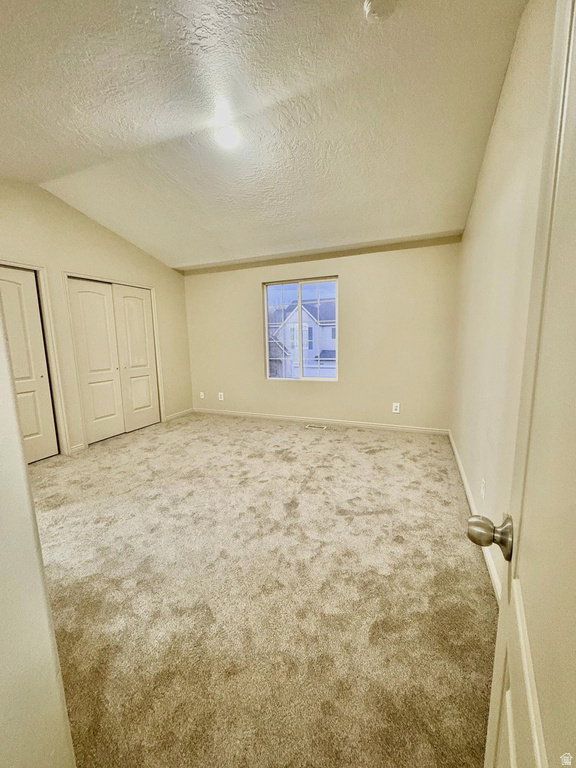 2402 S BLACK VILLAGE CT West Valley City, UT 84119