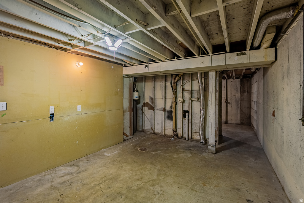 5068 S CHEERFUL DR Taylorsville, UT 84123