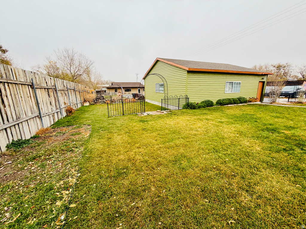 74 W MAIN ST Grantsville, UT 84029