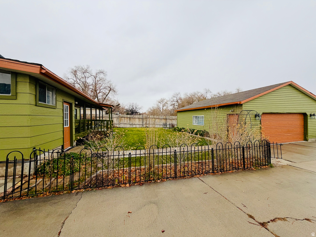 74 W MAIN ST Grantsville, UT 84029