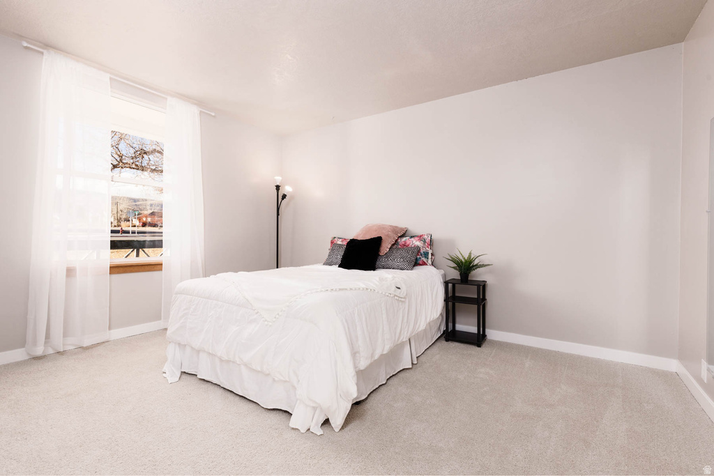 70 N MAIN Aurora, UT 84620