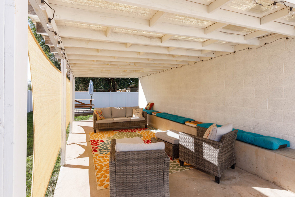 70 N MAIN Aurora, UT 84620