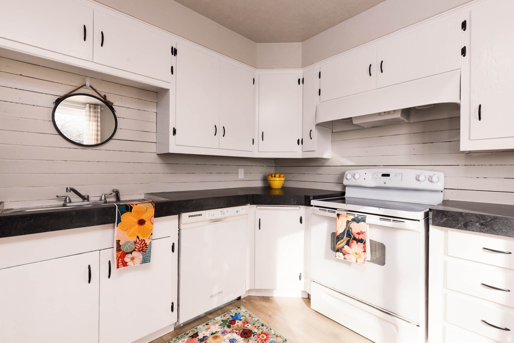 70 N MAIN Aurora, UT 84620