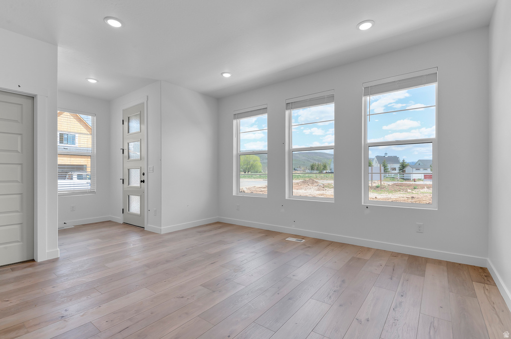 3043 CLOVER CT Francis, UT 84036