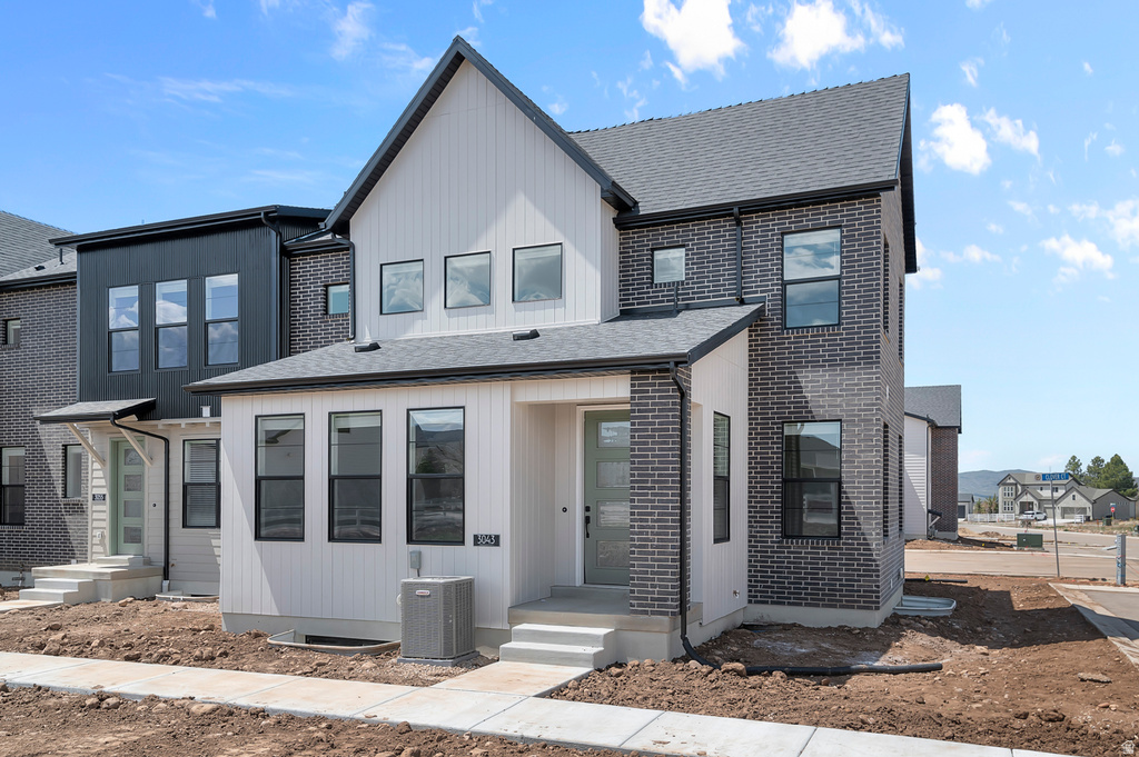 3043 CLOVER CT Francis, UT 84036