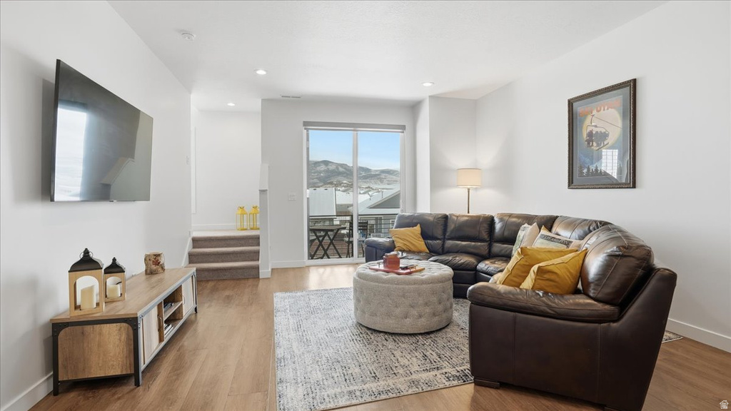 5959 N 5000 W Mountain Green, UT 84050