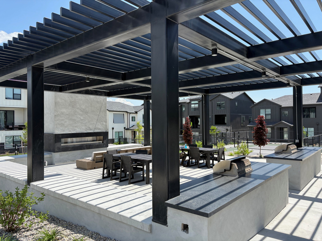 5959 N 5000 W Mountain Green, UT 84050