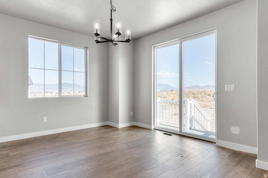 575 W COYOTE RIDGE RD Grantsville, UT 84029