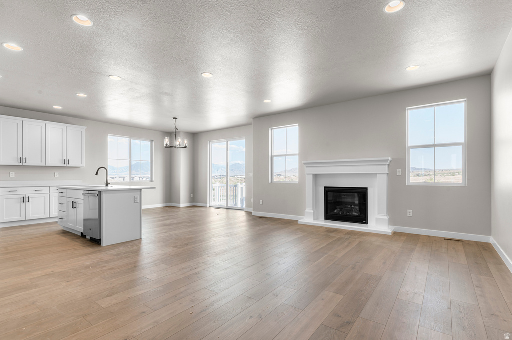 575 W COYOTE RIDGE RD Grantsville, UT 84029