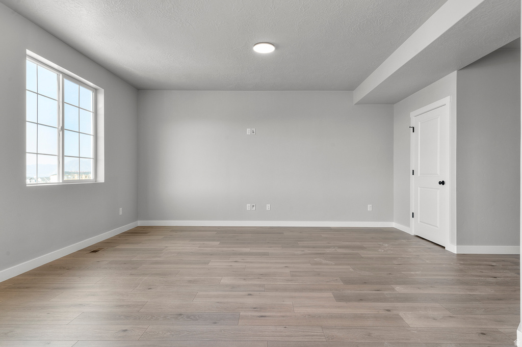 6628 W SPRING SNOW LN Herriman, UT 84096