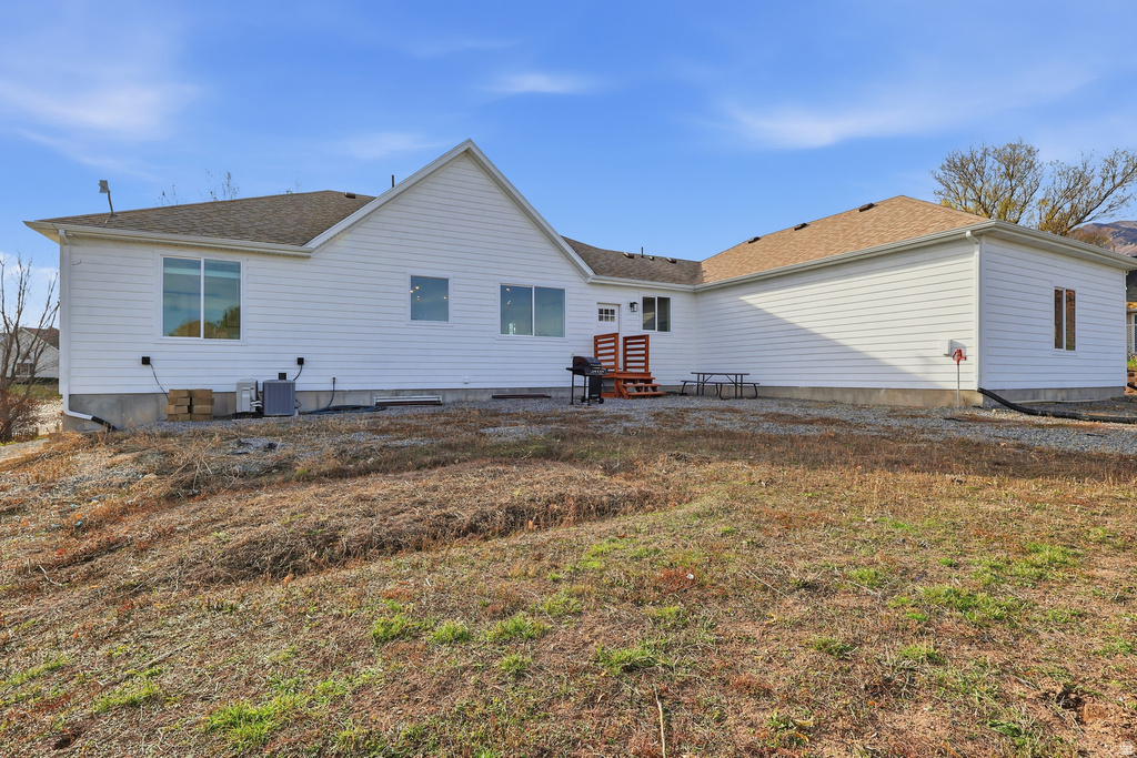 570 N 200 E Wellsville, UT 84339