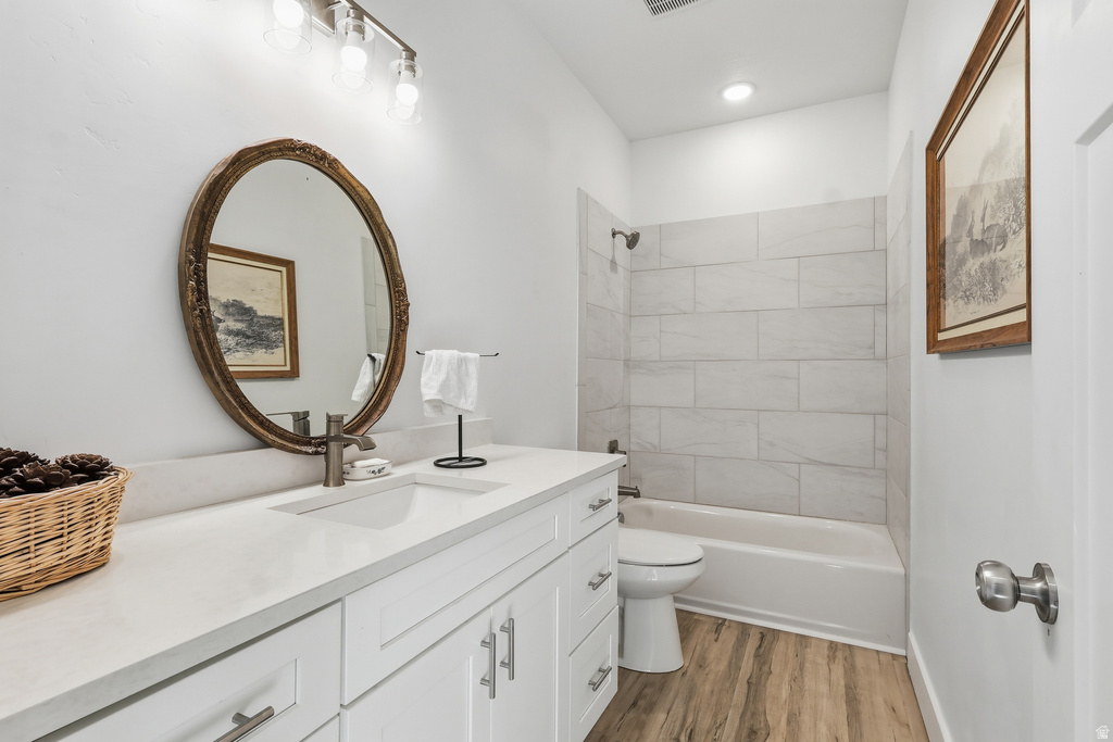 570 N 200 E Wellsville, UT 84339