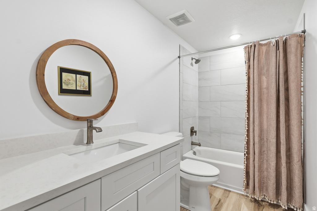 570 N 200 E Wellsville, UT 84339