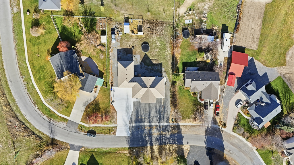 570 N 200 E Wellsville, UT 84339