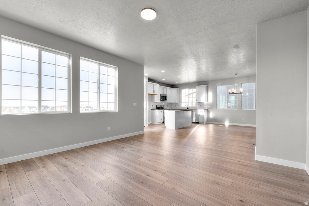 6644 W SPRING SNOW LN Herriman, UT 84096