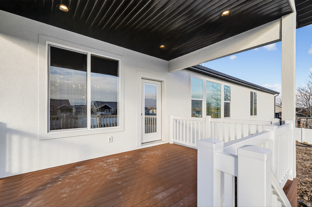 702 S 3600 W #101 West Weber, UT 84401