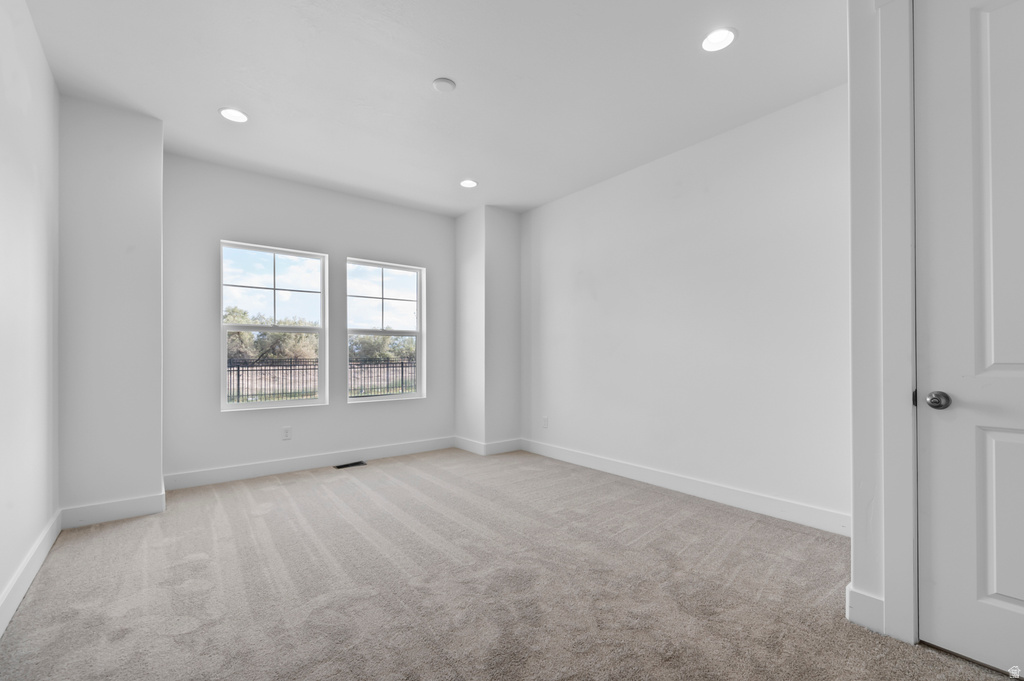 595 W JUNEGRASS LN Stansbury Park, UT 84074