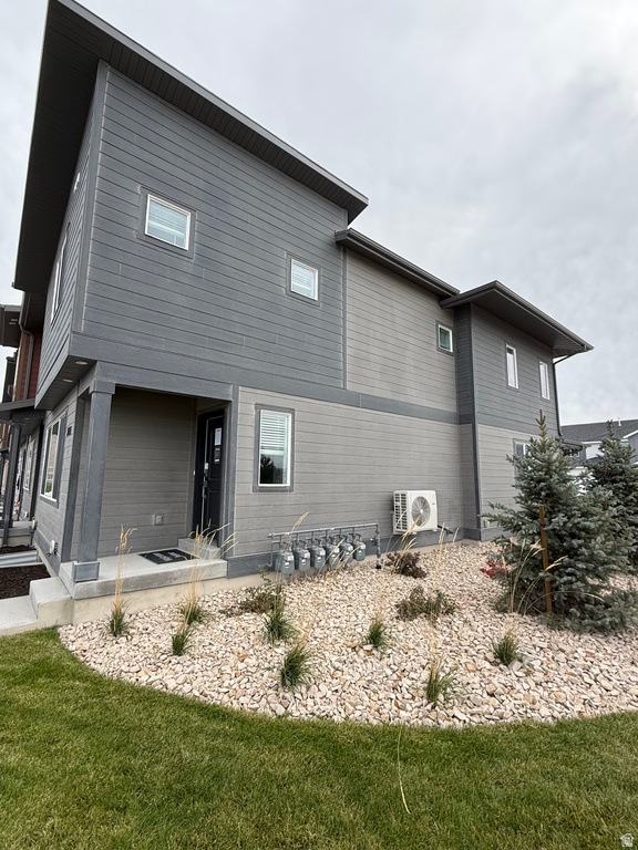 1765 E RAINBOW BRIDGE DR Eagle Mountain, UT 84005