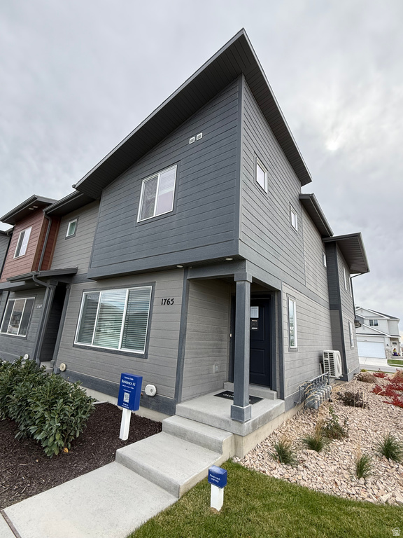 1765 E RAINBOW BRIDGE DR Eagle Mountain, UT 84005