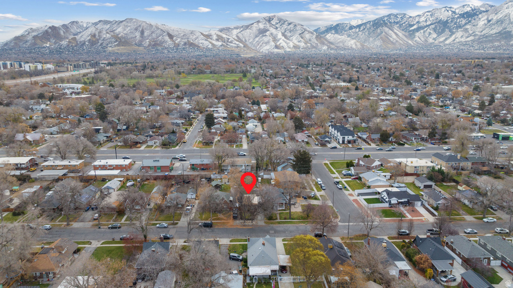 2563 S GREEN ST Salt Lake City, UT 84106