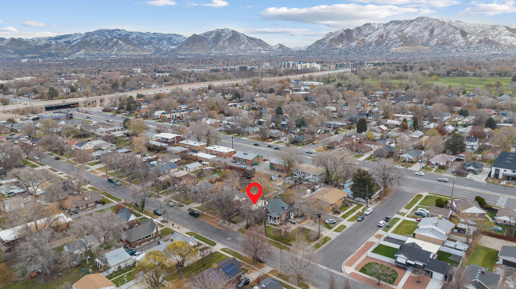 2563 S GREEN ST Salt Lake City, UT 84106