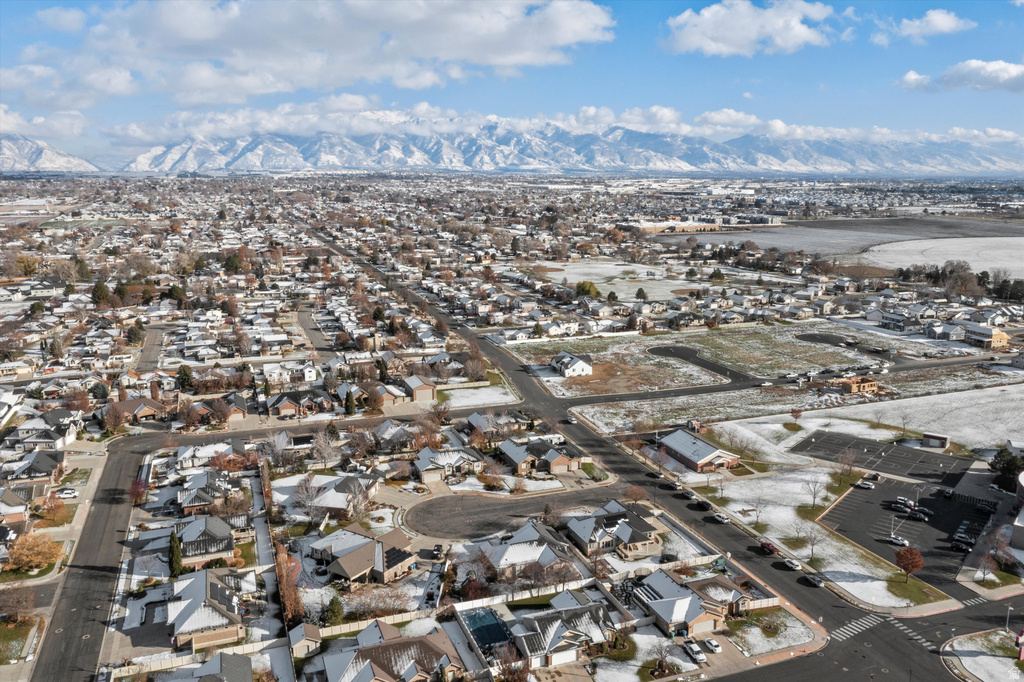 563 N 2700 W West Point, UT 84015