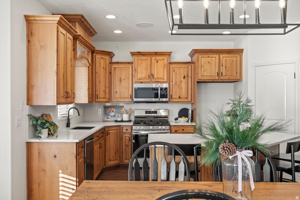 563 N 2700 W West Point, UT 84015