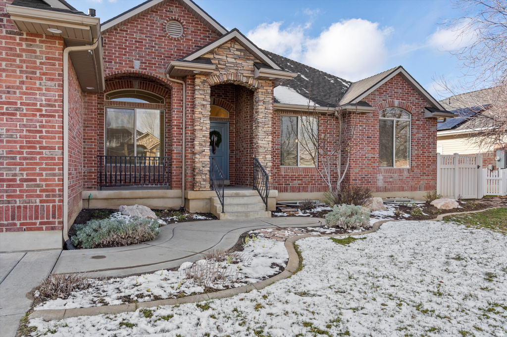 563 N 2700 W West Point, UT 84015