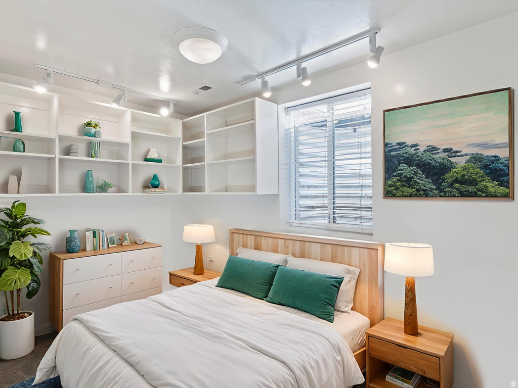 93 W 700 N Bountiful, UT 84010