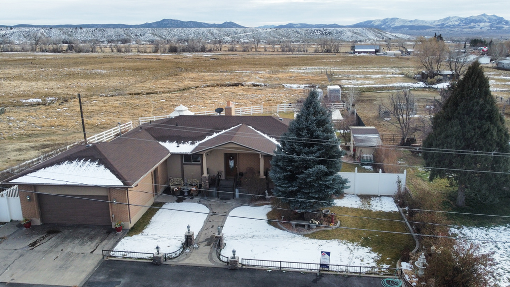 110 E 300 S Beaver, UT 84713