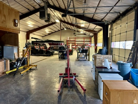 2071 E 3000 S Vernal, UT 84078