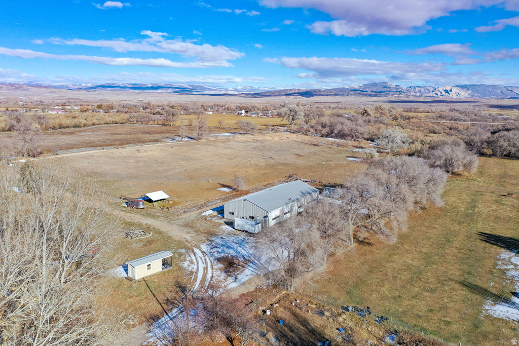 2071 E 3000 S Vernal, UT 84078