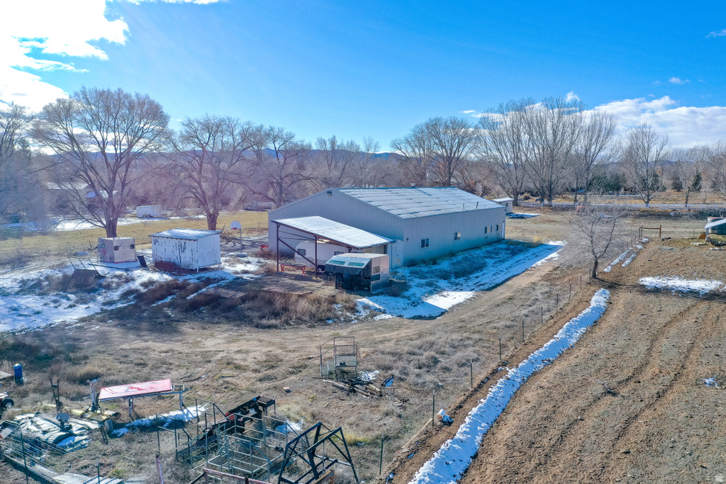 2071 E 3000 S Vernal, UT 84078