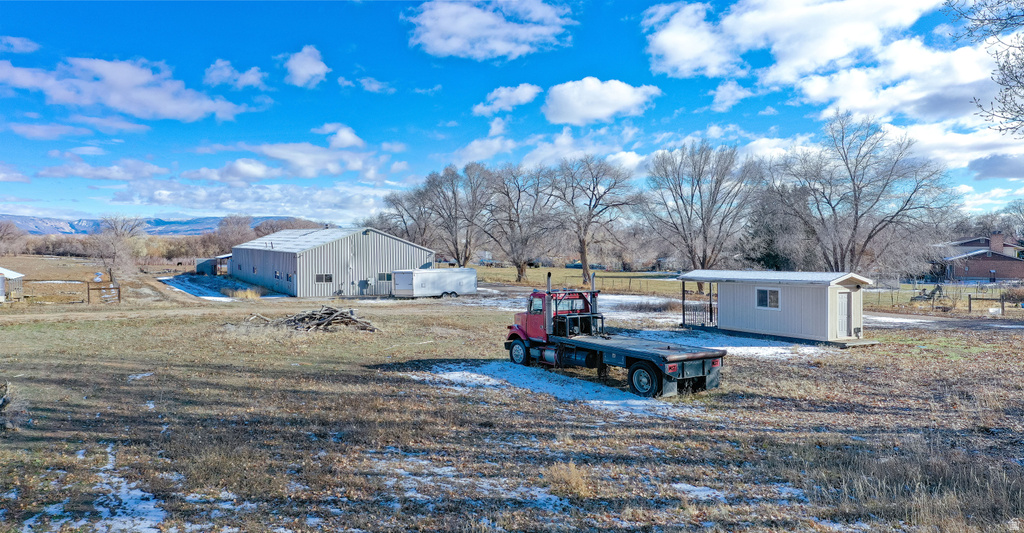 2071 E 3000 S Vernal, UT 84078