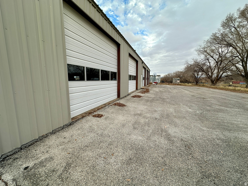 2071 E 3000 S Vernal, UT 84078