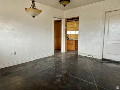 2071 E 3000 S Vernal, UT 84078