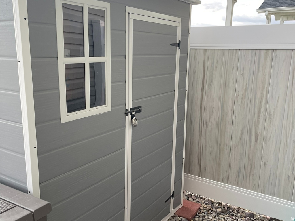 47 CEDAR LN Malad City, ID 83252