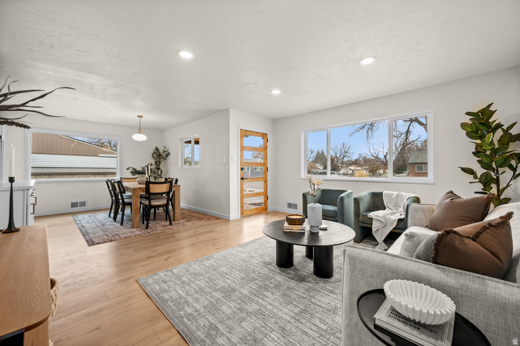 6303 S 370 E Murray, UT 84107