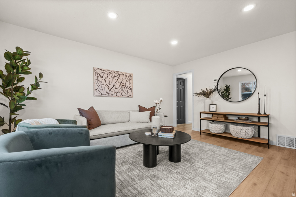 6303 S 370 E Murray, UT 84107