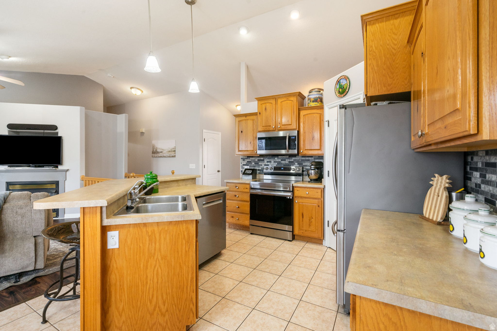 888 W RED HEN Saratoga Springs, UT 84045