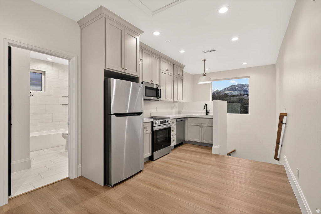 581 W LUCILLES CV Woodland Hills, UT 84653